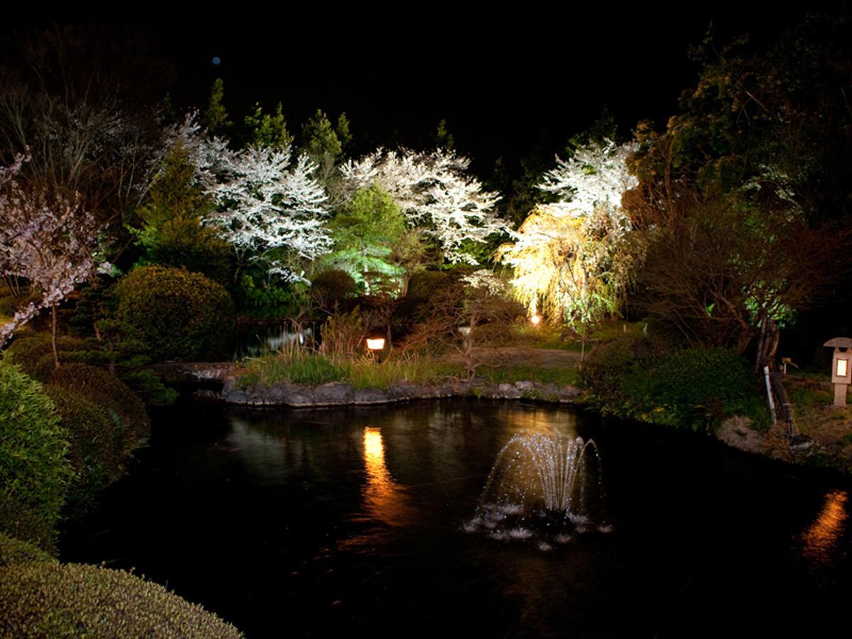 Hotel Garden Palace Kumagaya Bagian luar foto